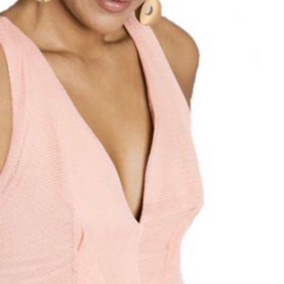 Pretty Party Dress - Picture 3 of 3